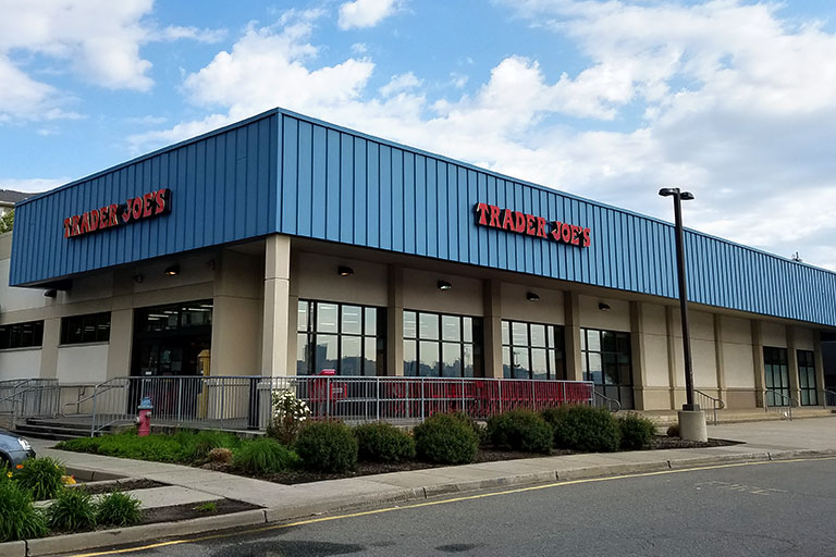 Trader Joe's Edgewater (606) Grocery Store in Edgewater 07020