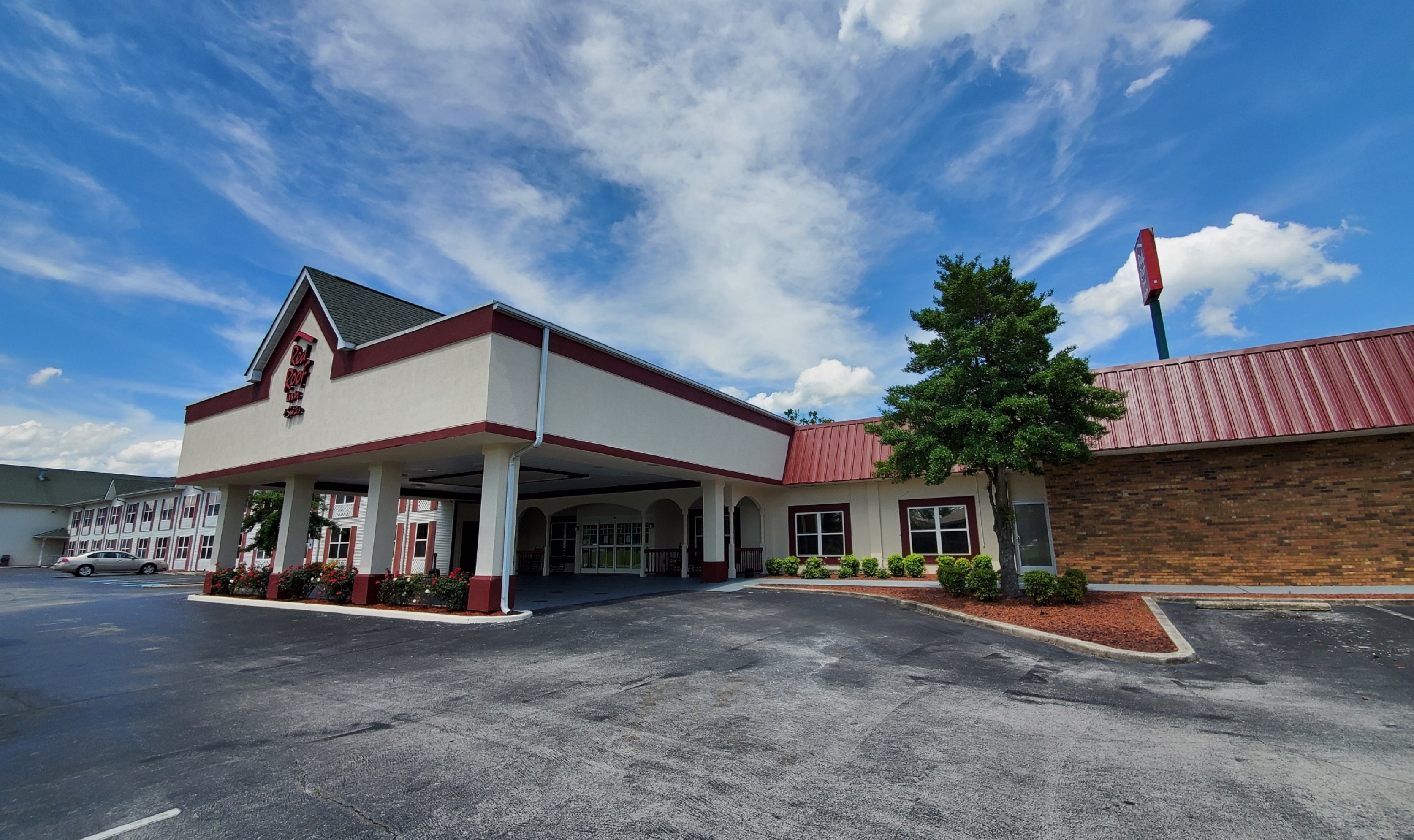 Image 7 | Red Roof Inn & Suites Manchester, TN