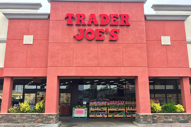 Trader Joe's Long Beach Bellflower Blvd (194) Grocery Store in Long