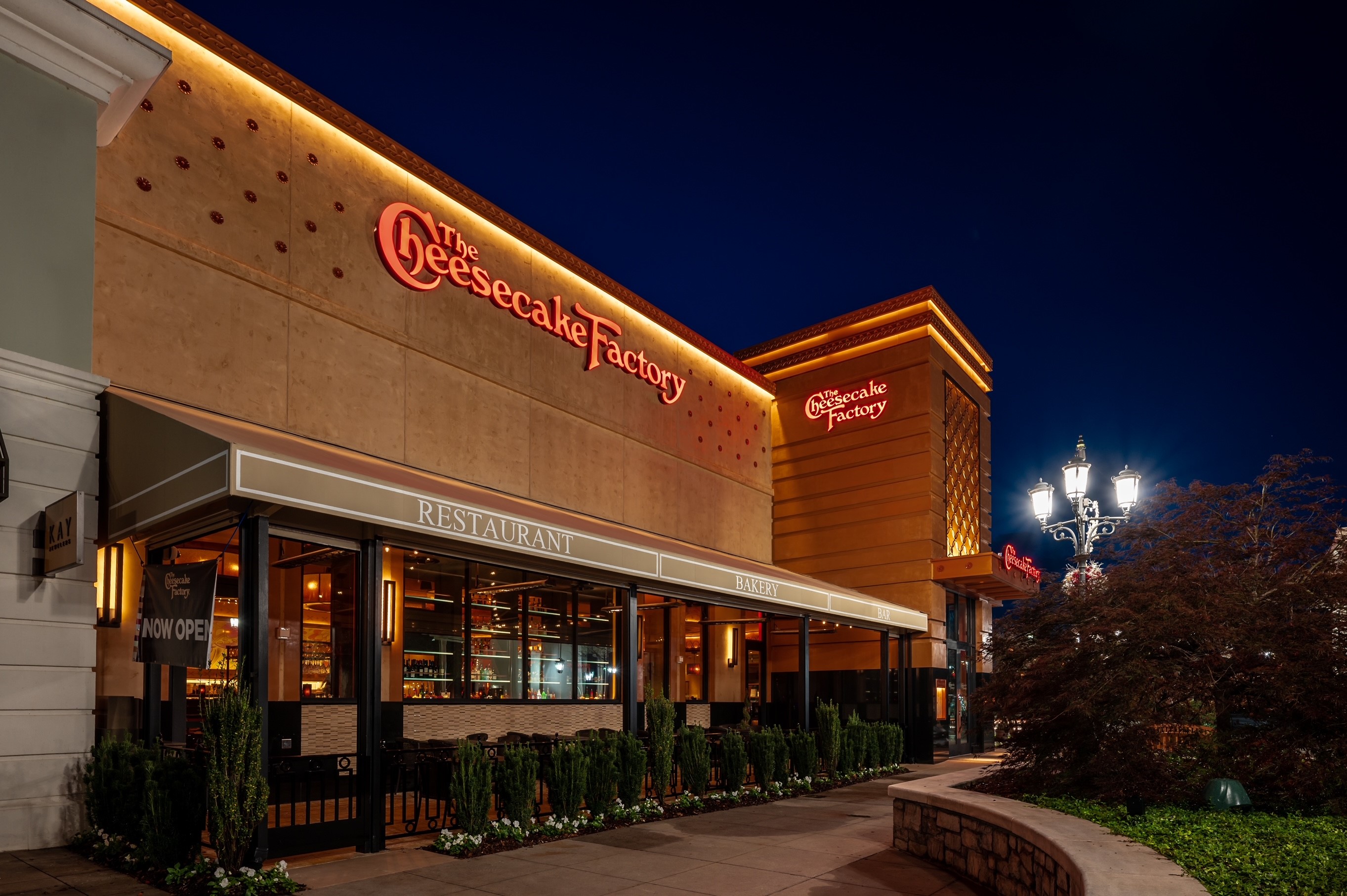 The Cheesecake Factory Restaurant in Bridge Street Town Centre