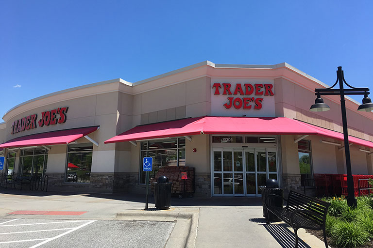 Trader Joe's Omaha (719) Grocery Store in Omaha 68114