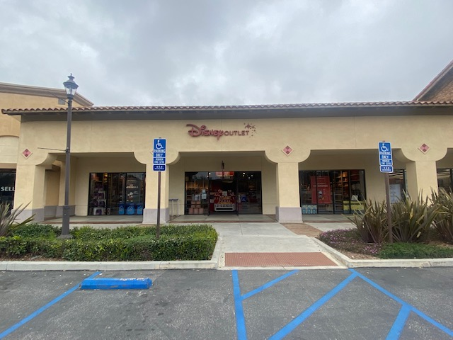 Storefront of Camarillo Outlet, Camarillo, CA store.