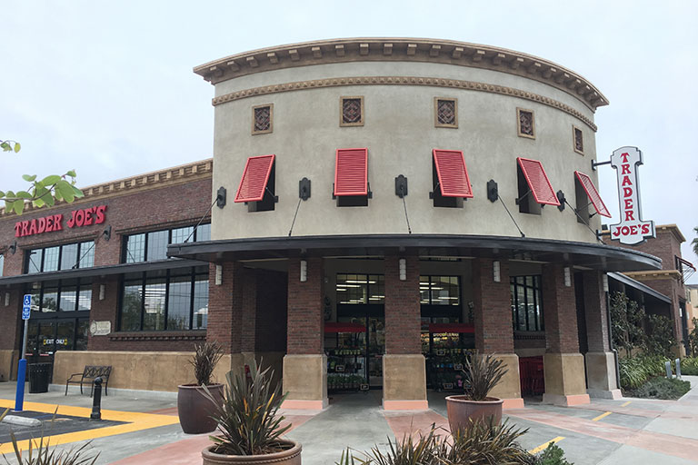 Trader Joe S Montrose 52 Grocery Wine Store On 2462 Honolulu Ave In Montrose Ca
