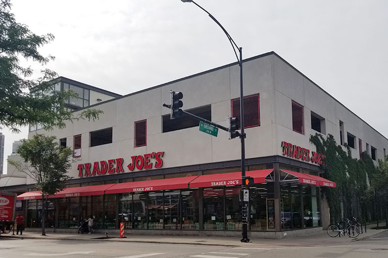 Trader Joe's Chicago Diversey Pkwy (703) Grocery Store in Chicago 60614