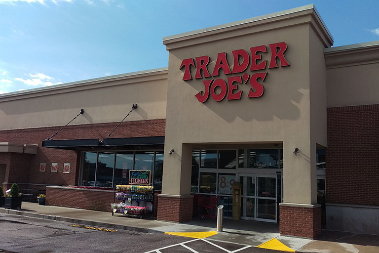 Trader Joe's Kenwood (669) Grocery Store in Cincinnati 45236