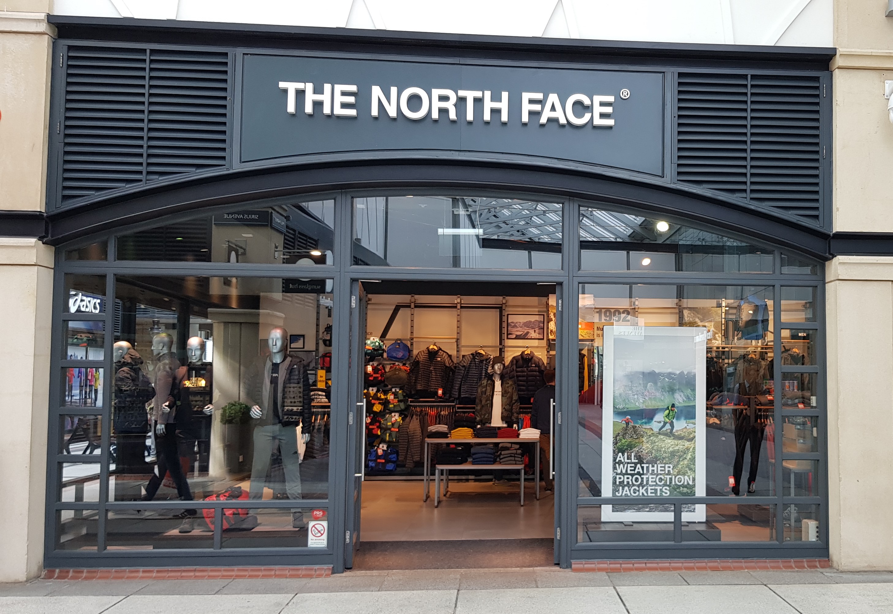 The North Face® Store In Portsmouth Free Shipping To Po1 3tz