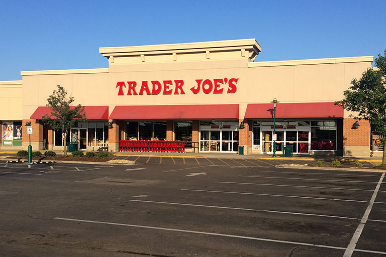 Trader Joe's Louisville Grocery (628) | Grocery Store in Louisville 40207