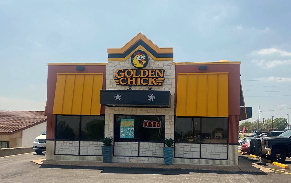 Golden Chick storefront.  Your local Golden Chick fast food restaurant in Pflugerville, Texas