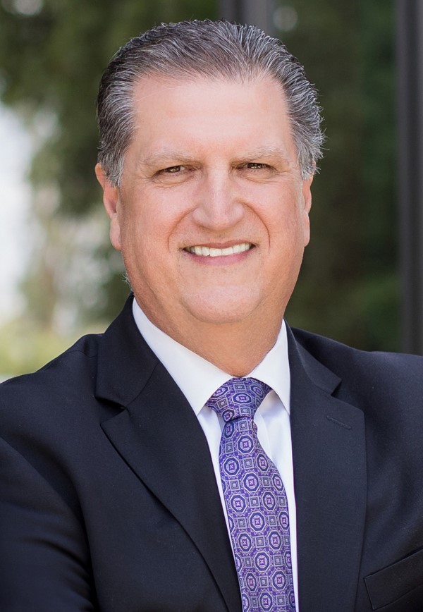Brian Mchenry portrait image. Your local financial advisor in Newport Beach, 